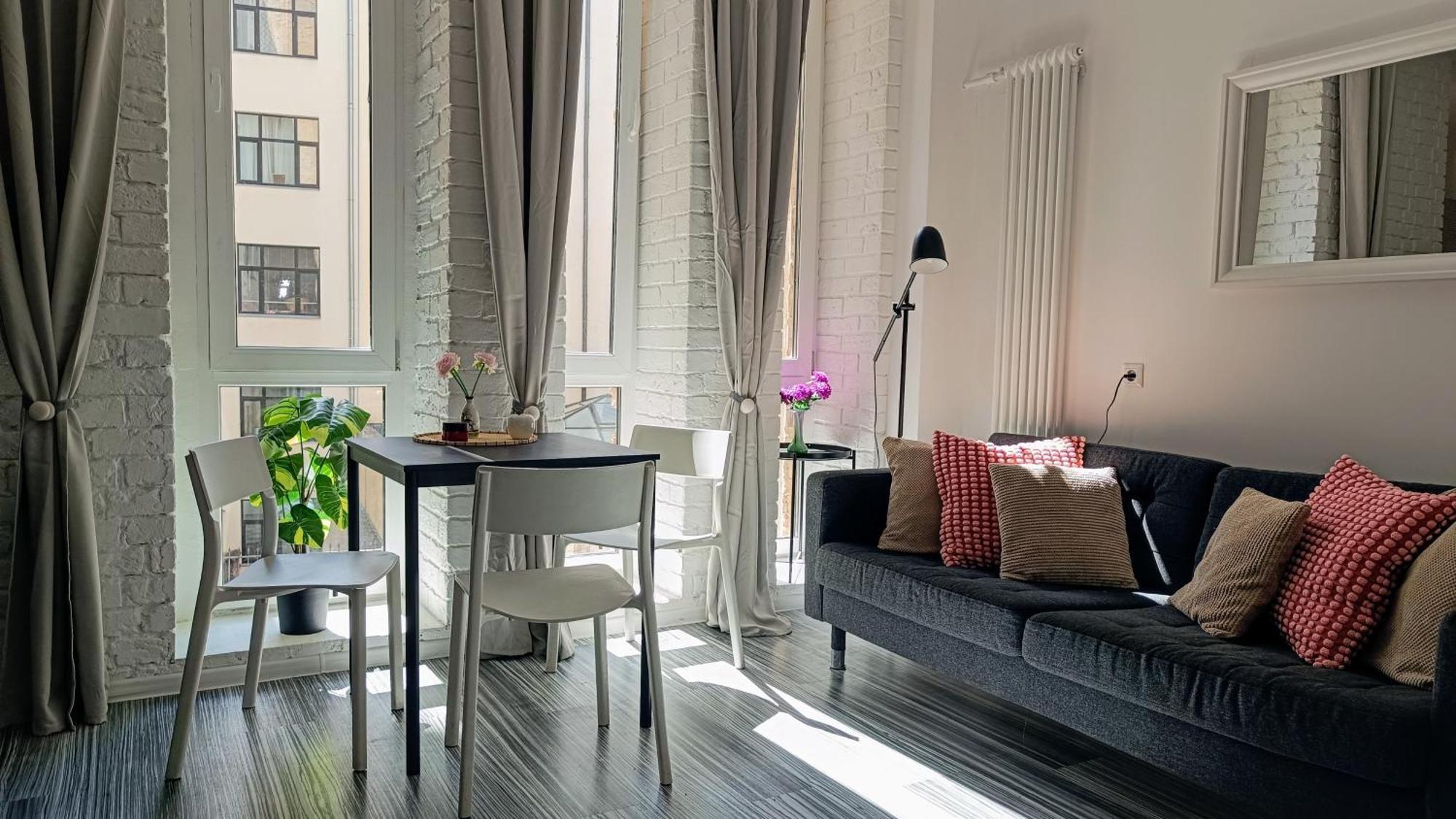 Julia Lacplesa Apartments Riga Exterior photo